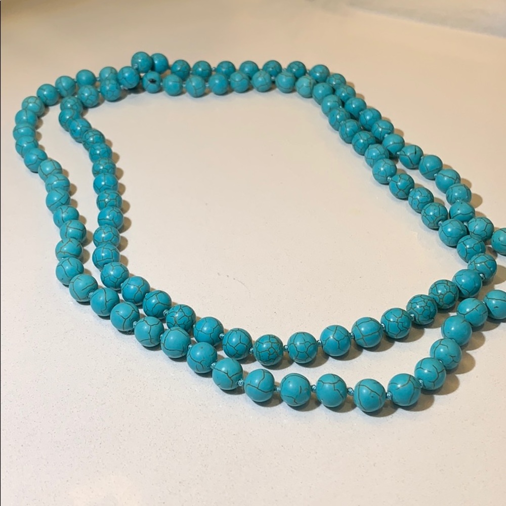 Turquoise beaded necklace